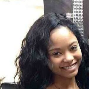 Meet your Posher, Jasmine